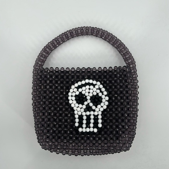 Bouffants & Broken Hearts Kendra Dandy Skull Beaded‎ Tote Bag - Picture 1 of 6